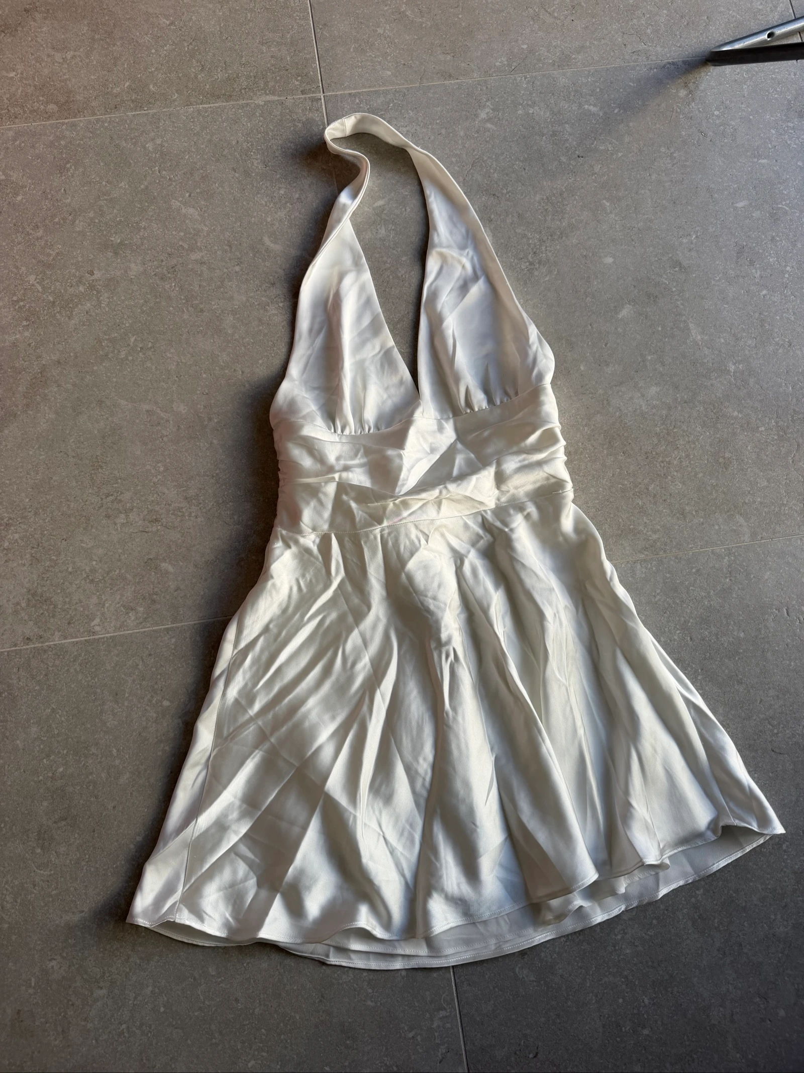 Robe satin blanche Zara 